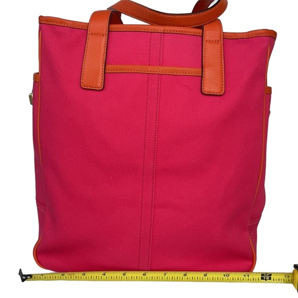 COACH Collectible fuchsia tote. Never used - Picture 5 of 11